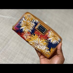 Nine West floral wallet